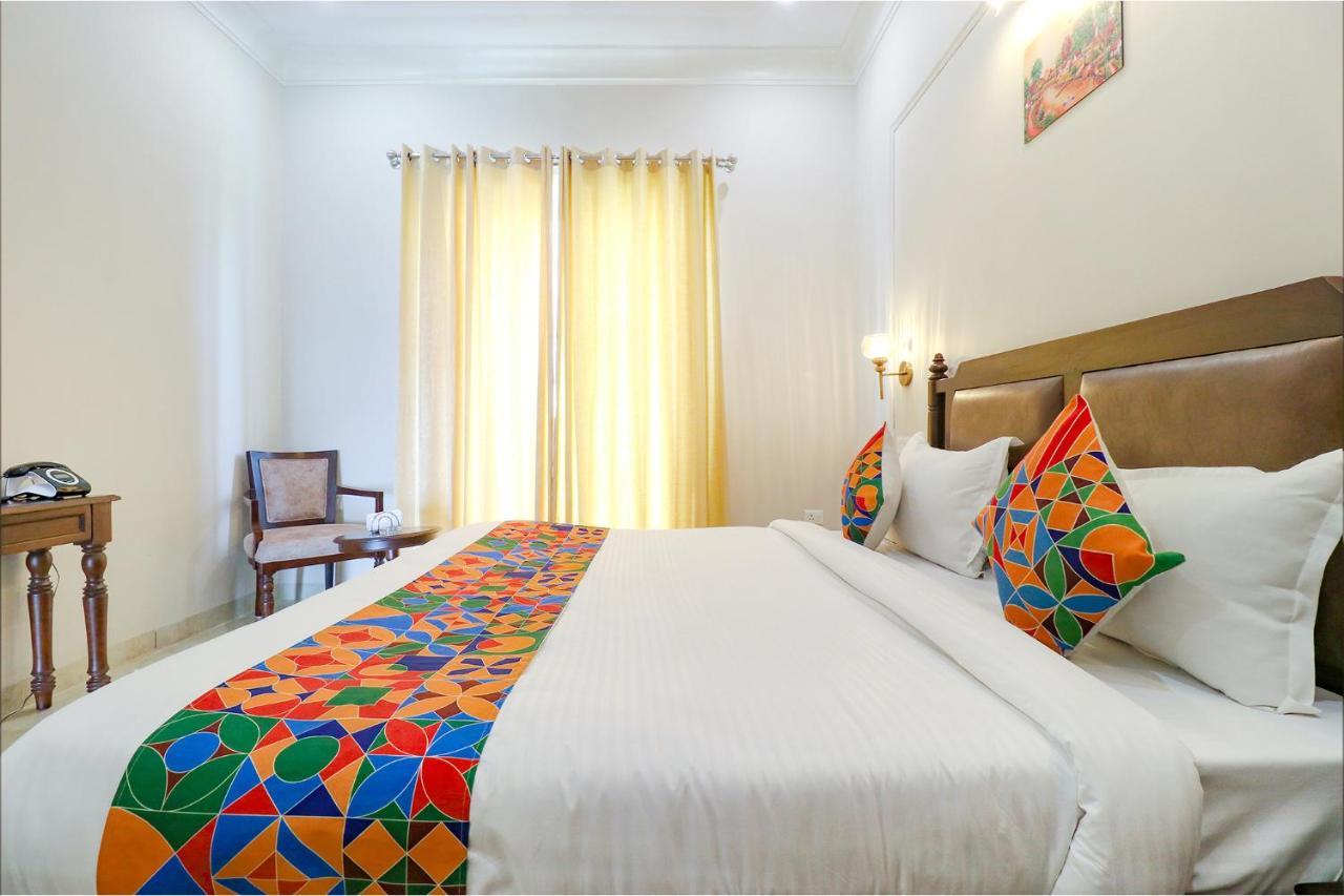 Fabhotel K9 Villa Ludhiana Exteriör bild