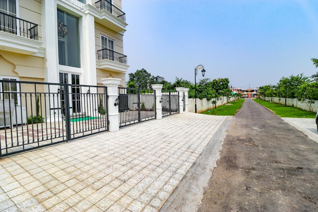 Fabhotel K9 Villa Ludhiana Exteriör bild