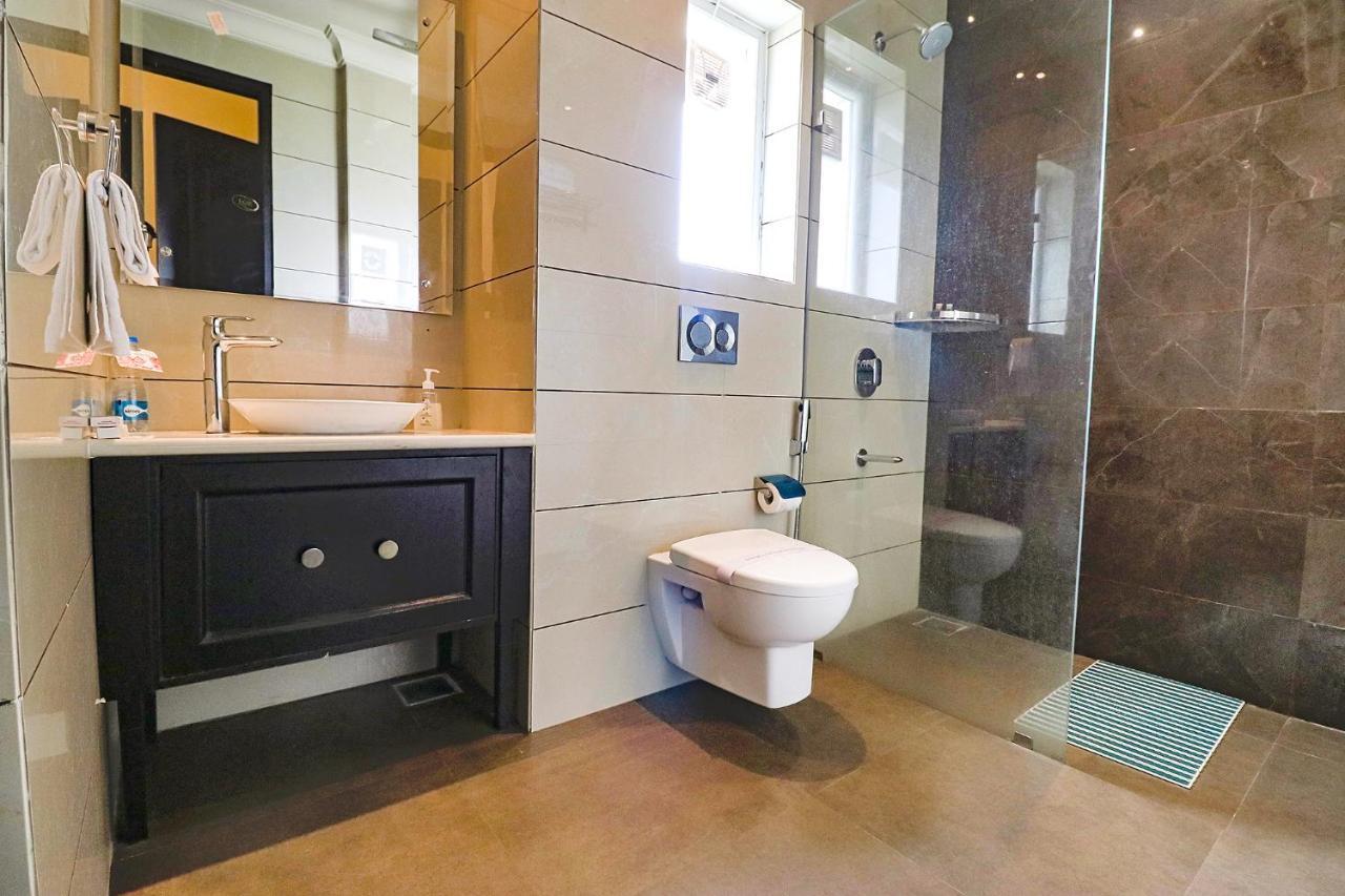 Fabhotel K9 Villa Ludhiana Exteriör bild